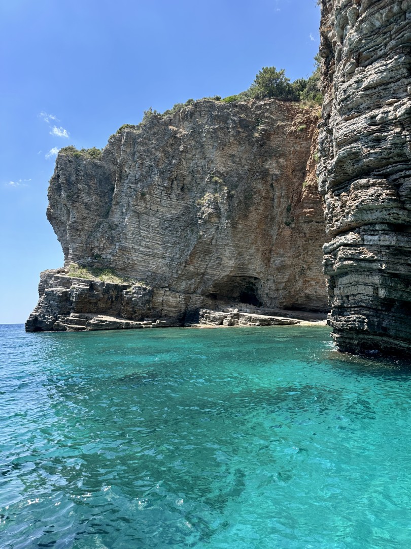 Budva boat tour photo