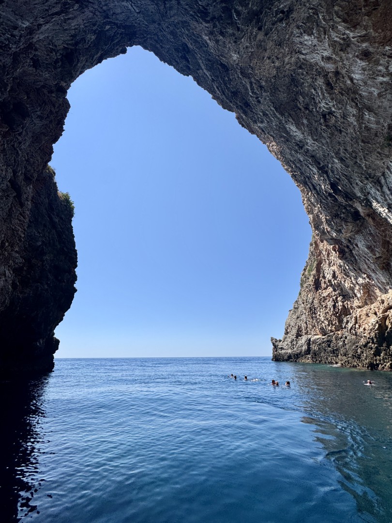 Budva boat tour photo