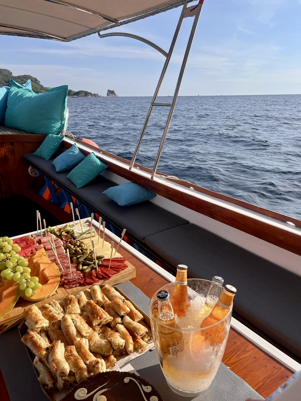 Budva boat tour photo